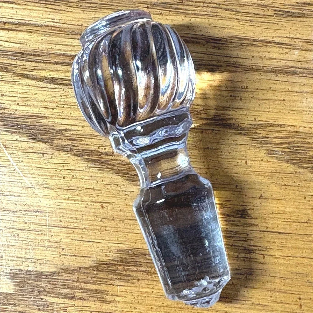 Vintage Clear‎ Swirl Pressed Glass Cruet with Stopper and Handle 6 inch